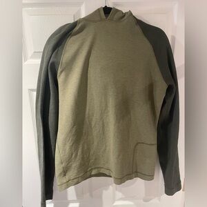 Lululemon Medium Unisex two-tone Green Hoodie